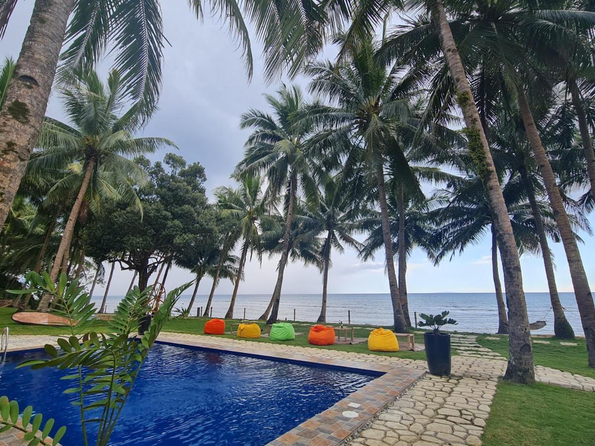 Antique Amor Bungalows & Villas Pandan Екстер'єр фото
